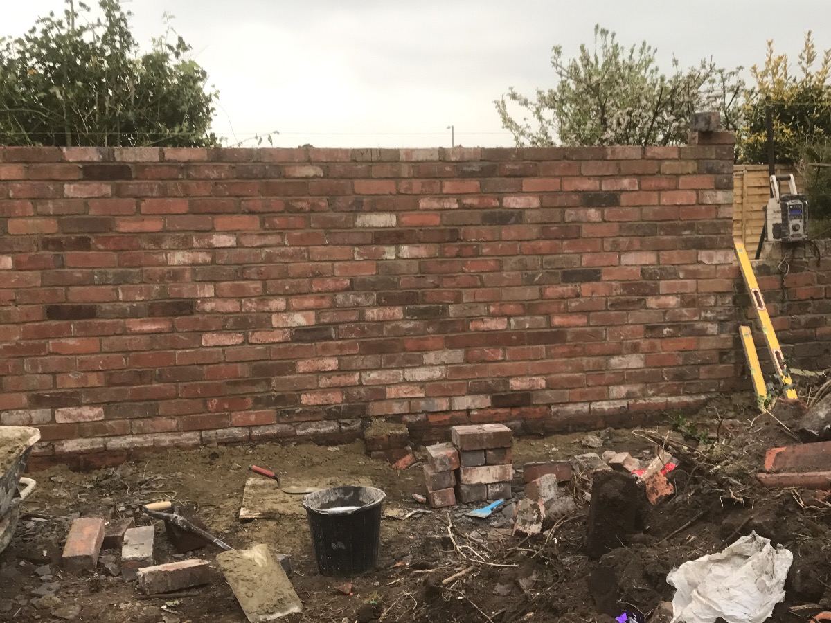 Builder: Image 3